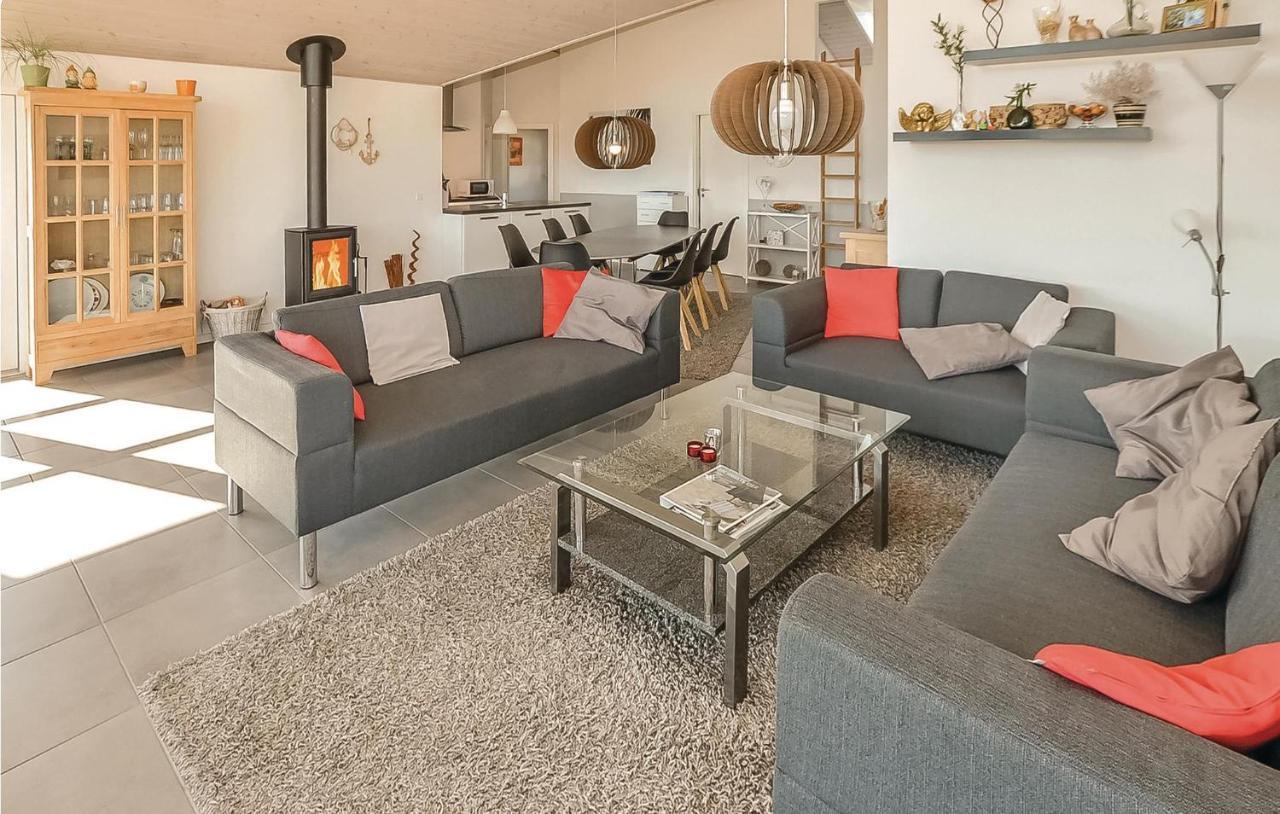 Pet Friendly Home In Augustenborg With Kitchen Asserballeskov Екстер'єр фото